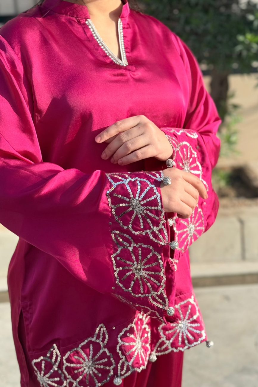 Pakistani women co ord set,silk co ord set Pakistan,summer outfits for women Pakistan,Eid dresses 2026,luxury women wear Pakistan,two piece outfit Pakistan,floral silk dress,modern Pakistani fashion,mnbxascollection